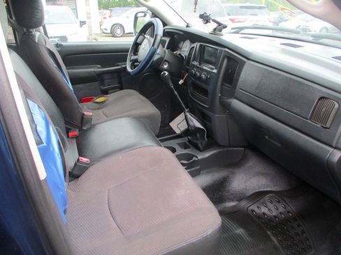 Used 2004 Dodge Ram 1500 Truck ST RWD image 7