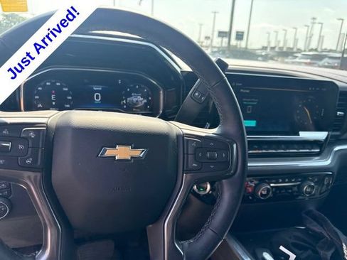 Used 2025 Chevrolet Silverado 2500 High Country w/ Technology Package AWD/4WD image 10
