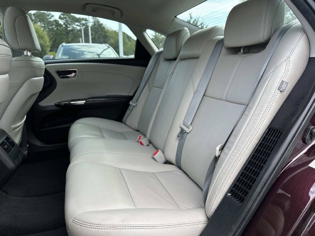Used 2016 Toyota Avalon XLE Premium FWD image 13