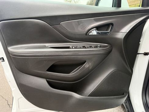 Used 2022 Buick Encore Preferred w/ Safety Package image 16