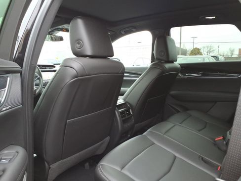 Used 2021 Cadillac XT5 Premium Luxury w/ LPO, Floor Liner Package FWD image 23