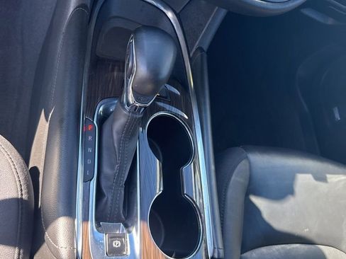 Used 2024 Chevrolet Malibu LT image 20