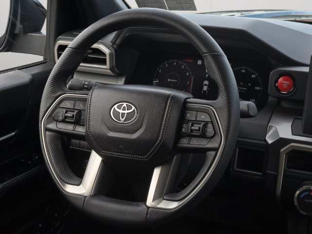 Certified 2026 Toyota Tacoma TRD Off-Road AWD/4WD image 19