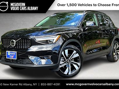 Certified 2025 Volvo XC40 B5 Ultra w/ Climate Package