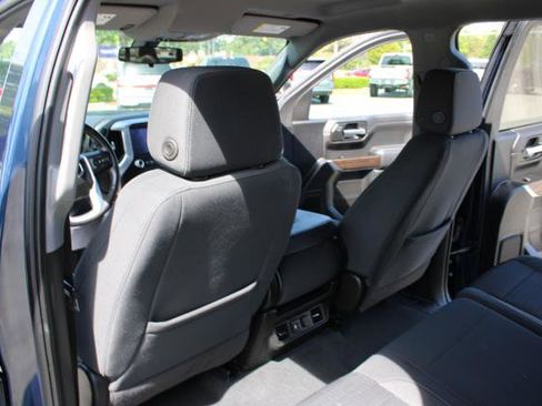 Used 2021 GMC Sierra 1500 SLE w/ X31 Off-Road Package image 33