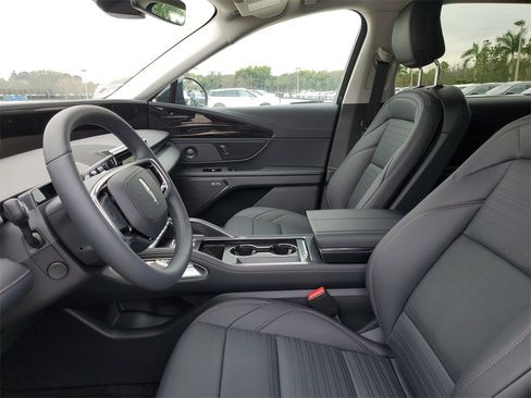 New 2026 Lincoln Nautilus Reserve image 20