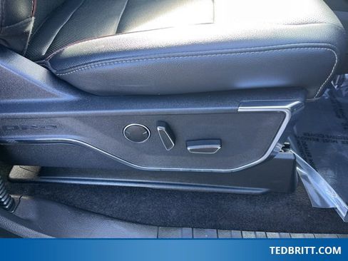 Used 2023 Ford F150 Lariat w/ Equipment Group 502A High image 22