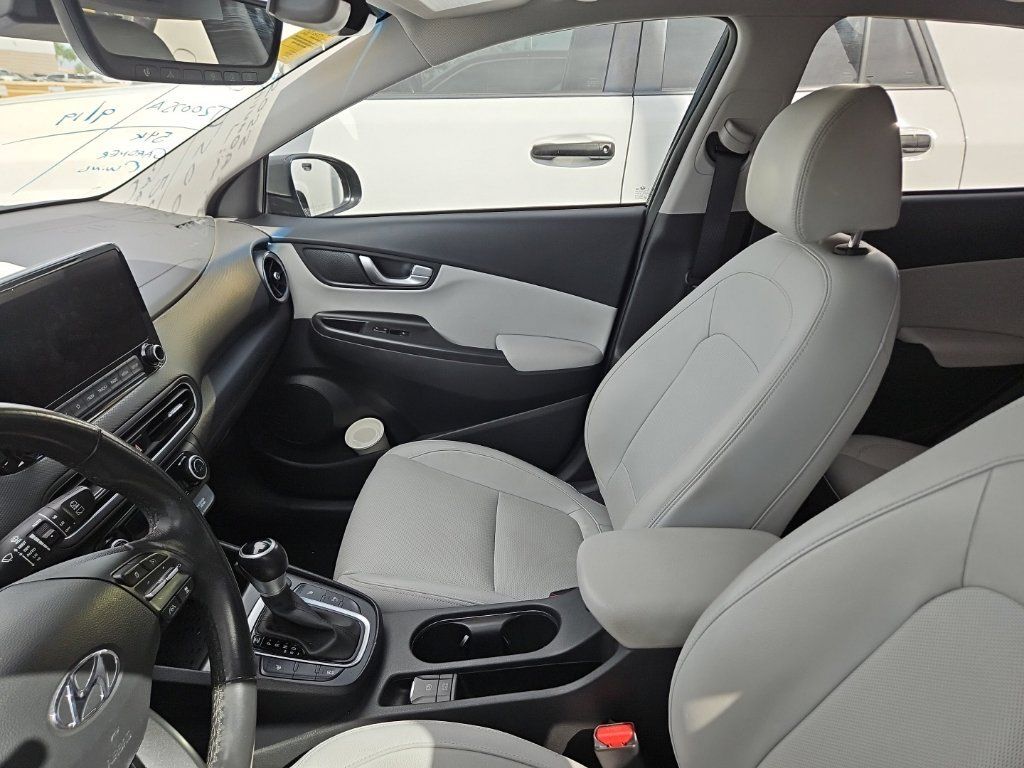 Used 2022 Hyundai Kona Limited FWD image 5
