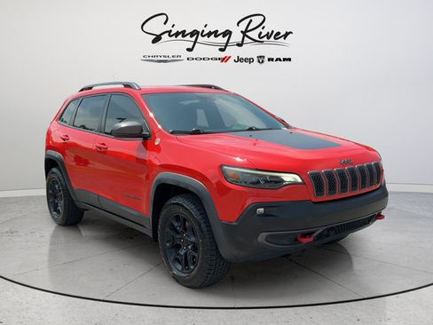 Used 2021 Jeep Cherokee Trailhawk w/ Trailer Tow Group AWD/4WD image 1