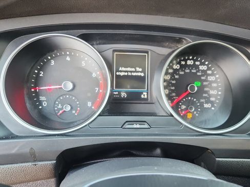Used 2018 Volkswagen Tiguan SE w/ Panoramic Sunroof Package AWD/4WD image 17