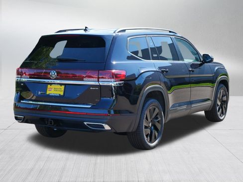 New 2026 Volkswagen Atlas SE image 4