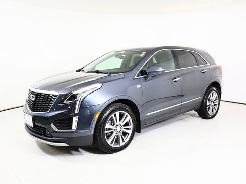 Used 2021 Cadillac XT5 Premium Luxury image 11