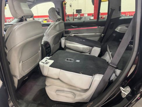 Used 2021 Jeep Grand Cherokee L Overland w/ Advanced Protech Group III AWD/4WD image 53