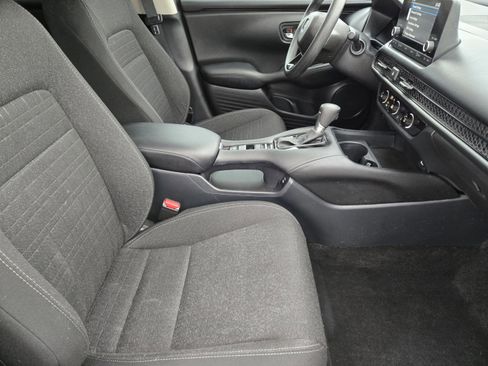 Certified 2025 Honda HR-V LX image 10