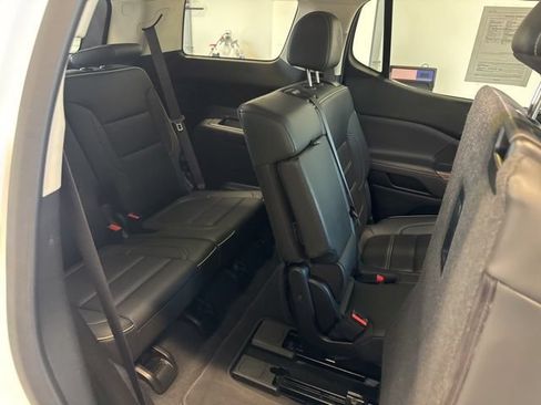 Used 2023 GMC Acadia Denali AWD/4WD image 40
