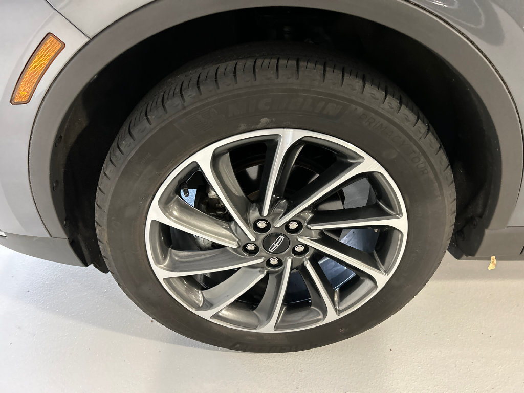 Used 2023 Lincoln Corsair AWD w/ Equipment Group 101A image 8