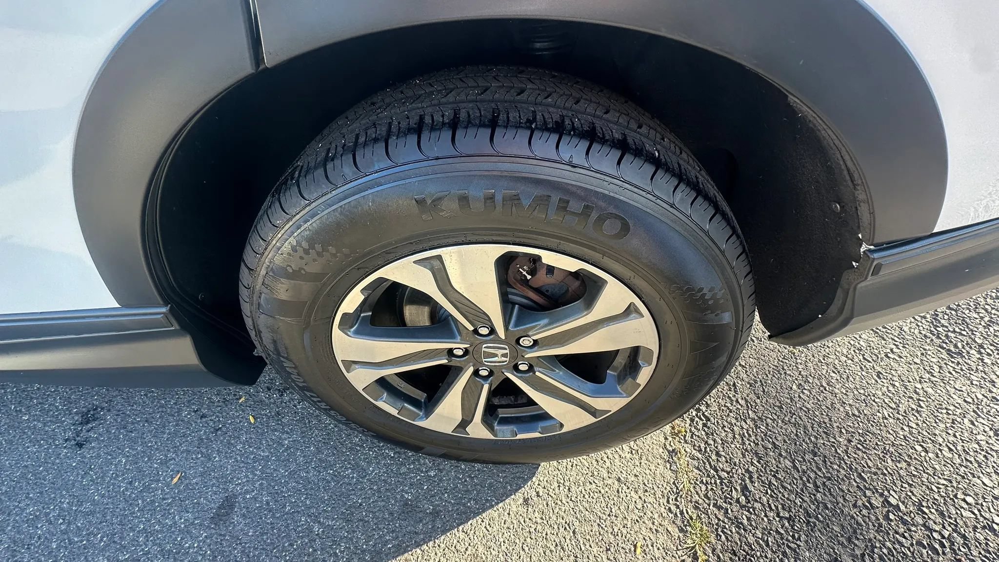 Used 2018 Honda CR-V LX image 10