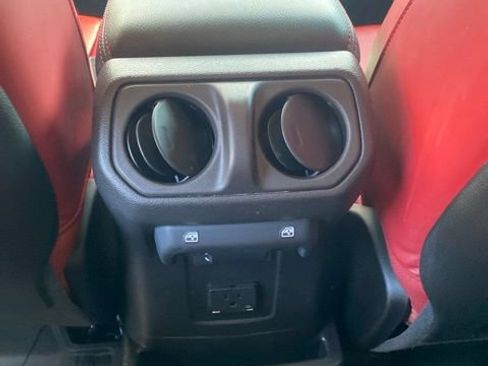Used 2024 Jeep Wrangler Unlimited Rubicon 392 AWD/4WD image 10