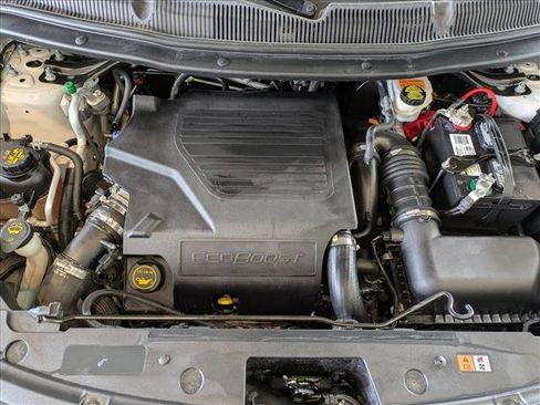 Used 2019 Ford Explorer Platinum image 25