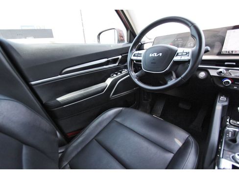 Certified 2023 Kia Telluride S w/ S Sunroof Package AWD/4WD image 9