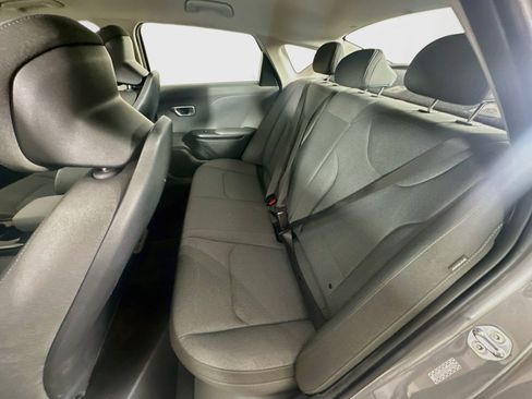 Used 2025 Kia K4 FWD image 26