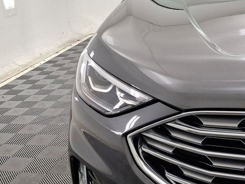 Used 2020 Ford Edge Titanium w/ Equipment Group 301A AWD/4WD image 20