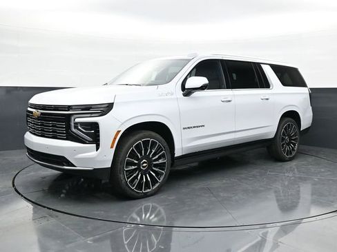 New 2026 Chevrolet Suburban High Country AWD/4WD image 4