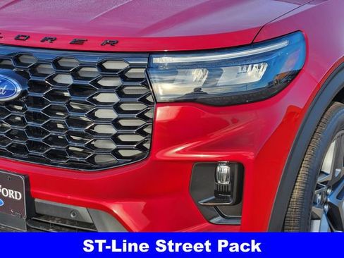New 2026 Ford Explorer ST-Line w/ ST-Line Street Pack RWD image 8