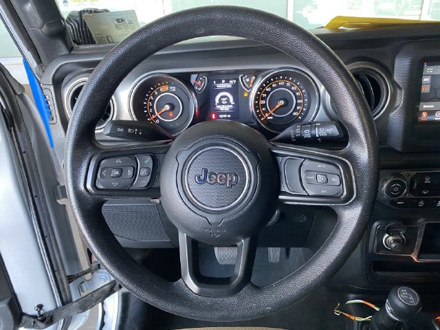 Used 2023 Jeep Wrangler Sport AWD/4WD image 25