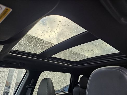 New 2025 Mitsubishi Outlander SEL Black Edition image 9