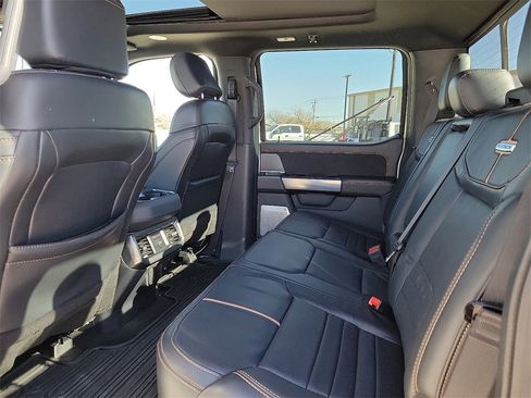 Used 2024 Ford F250 Platinum image 16