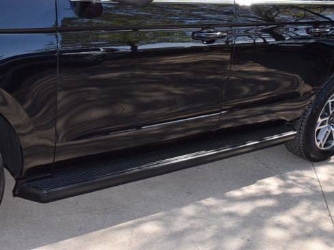 Certified 2025 Ford Expedition Max Active image 38