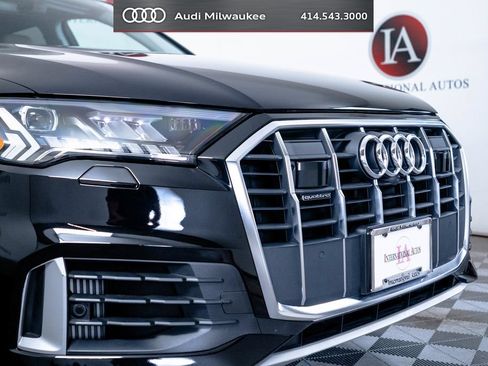 Used 2023 Audi Q7 3.0T Premium Plus w/ Premium Plus Package AWD/4WD image 12