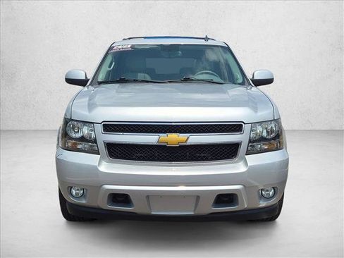Used 2011 Chevrolet Tahoe LT AWD/4WD image 2