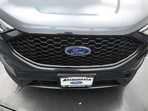 Certified 2024 Ford Edge ST-Line AWD/4WD image 19