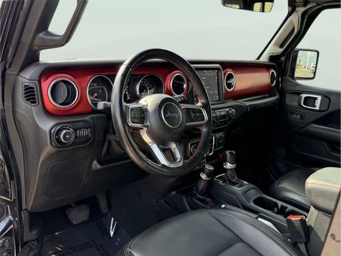 Used 2021 Jeep Wrangler Unlimited Rubicon AWD/4WD image 16