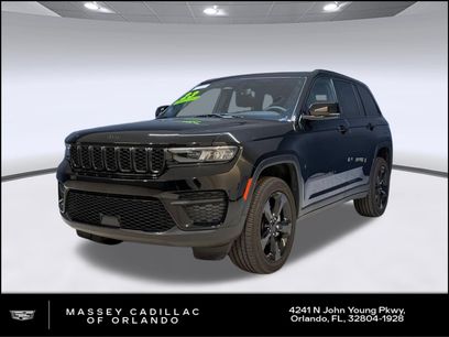 Used 2023 Jeep Grand Cherokee Altitude