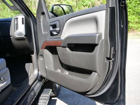 Used 2015 GMC Sierra 1500 SLT w/ SLT Crew Cab Value Package image 37