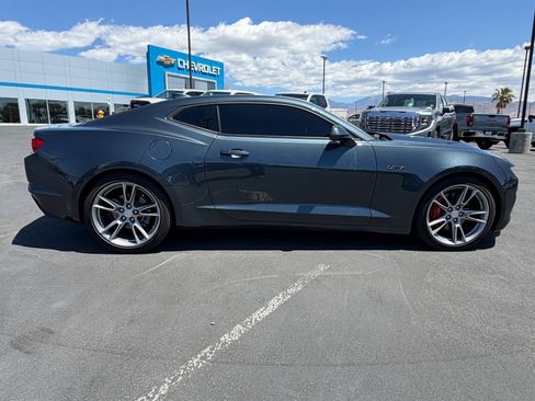 Used 2022 Chevrolet Camaro LT w/ Technology Package RWD image 2