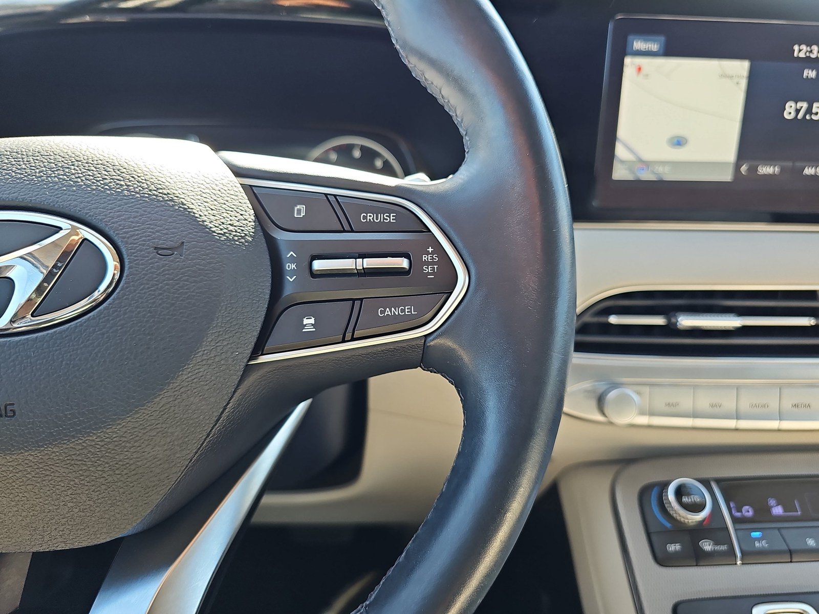 Used 2021 Hyundai Palisade Limited FWD image 15