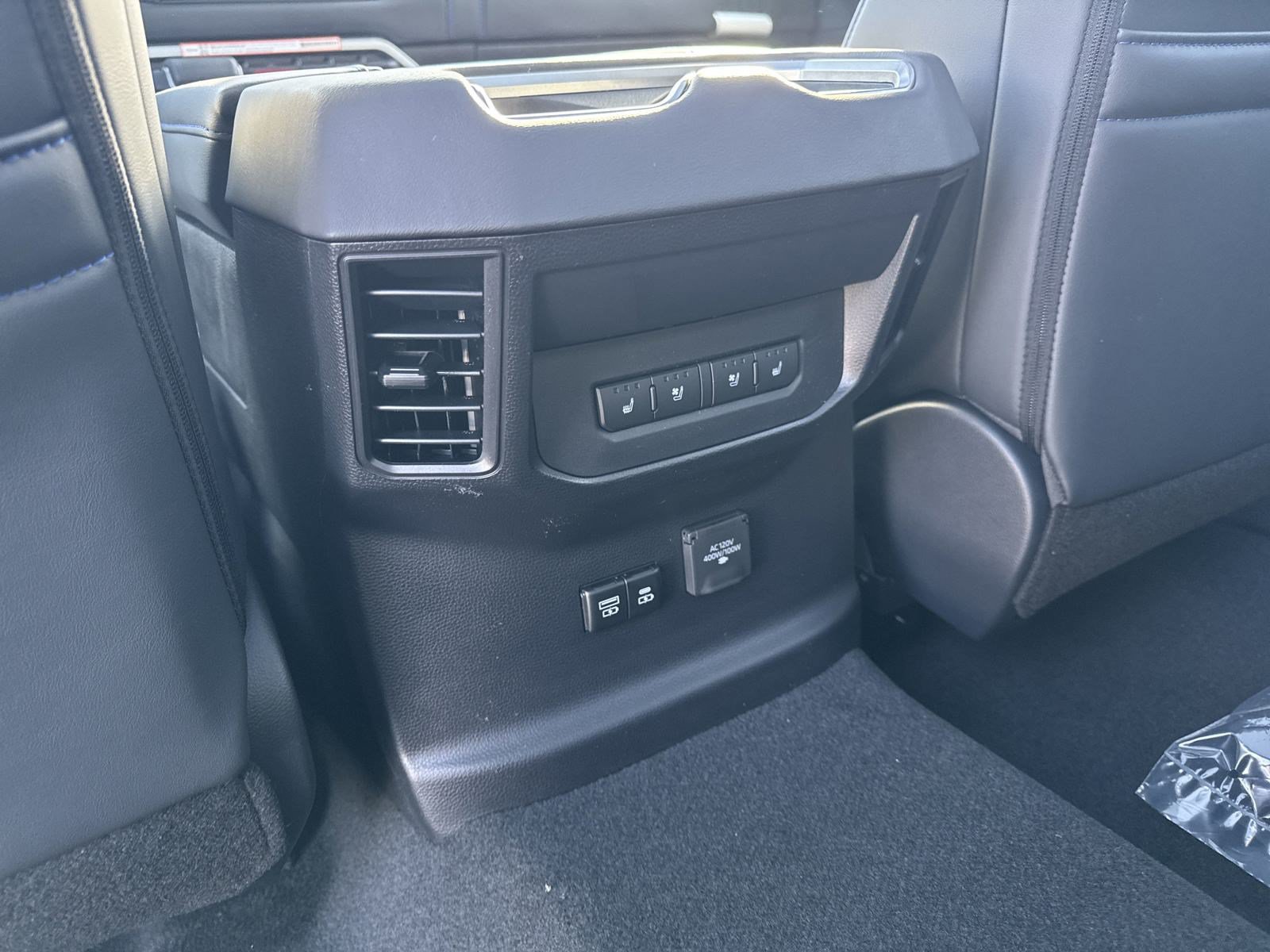 New 2025 Toyota Tundra Platinum AWD/4WD image 27