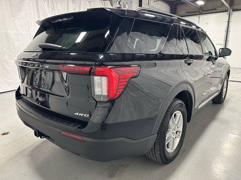 Used 2025 Ford Explorer Active image 7