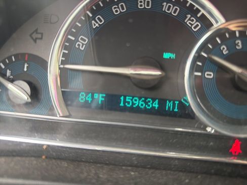 Used 2010 Chevrolet HHR LT FWD image 13