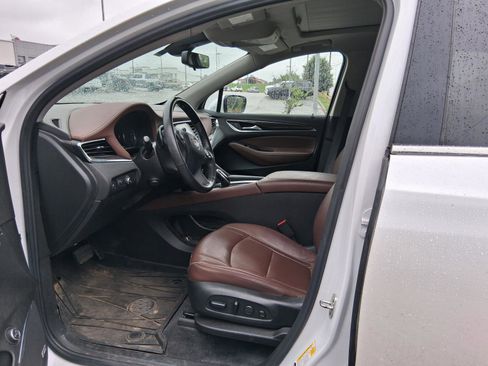 Used 2021 Buick Enclave Avenir w/ LPO, Floor Liner Package FWD image 3