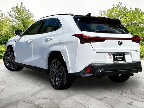Certified 2023 Lexus UX 250h F Sport AWD/4WD image 4