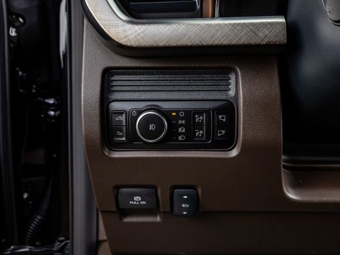 Used 2026 Ford F450 King Ranch w/ FX4 Off-Road Package image 21