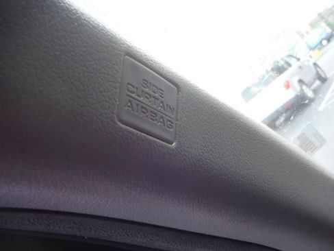 Used 2014 Honda Ridgeline SE image 31