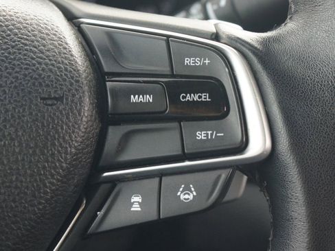 Used 2019 Honda Accord Sport image 10