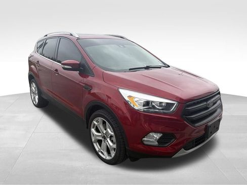 Used 2019 Ford Escape Titanium AWD/4WD image 14