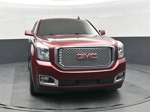 Used 2017 GMC Yukon Denali w/ Open Road Package image 10
